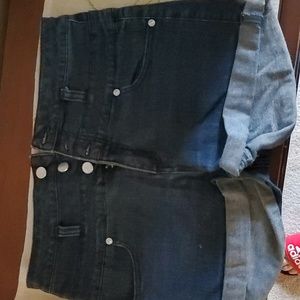 Tinseltown women's button fly denim short size 9 good condition